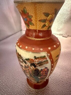 Vintage Japanese Satsuma hand painted earthenware style vase